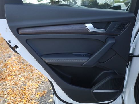 Used 2024 Audi Q5 2.0T Premium Plus image 30