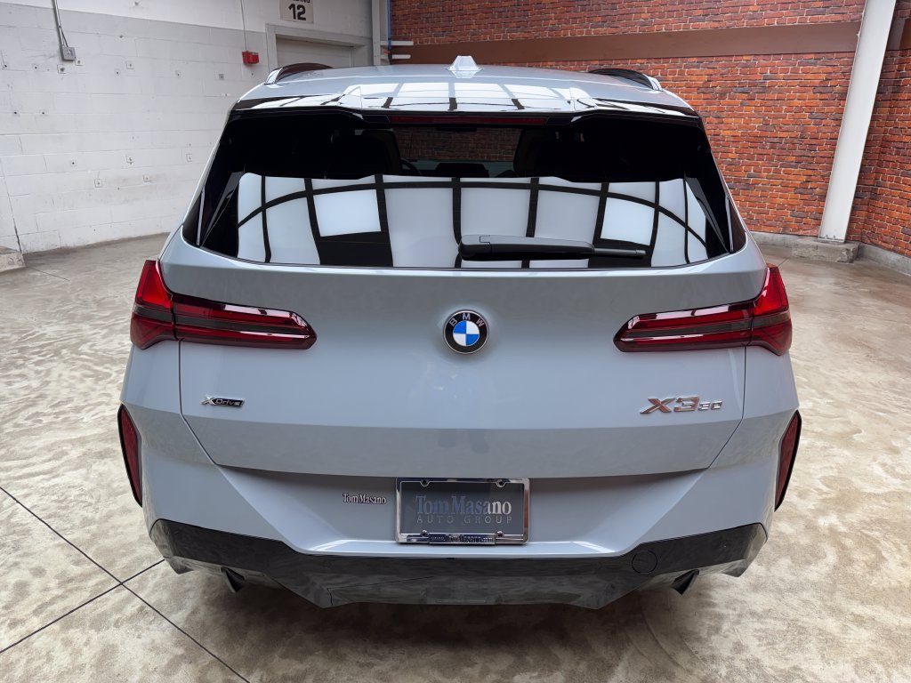 Used 2026 BMW X3 xDrive30i w/ Premium Package AWD/4WD image 4
