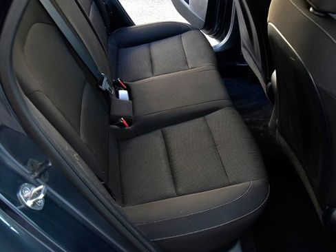 Used 2020 Kia Forte LXS image 12