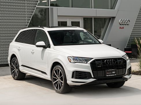 Certified 2023 Audi Q7 3.0T Prestige w/ Prestige Package AWD/4WD image 2