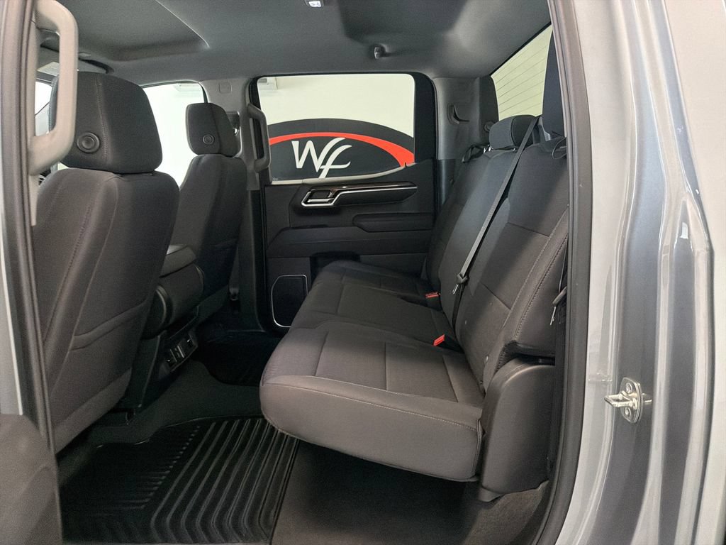 Used 2026 Chevrolet Silverado 1500 RST AWD/4WD image 14