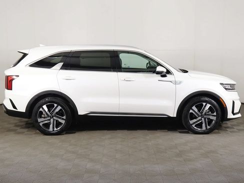 Used 2022 Kia Sorento EX w/ Panoramic Sunroof Package AWD/4WD image 20