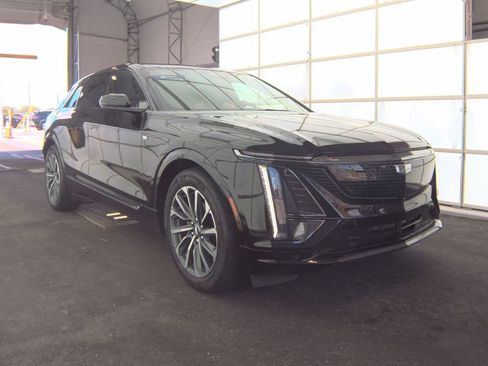 Certified 2024 Cadillac Lyriq Sport AWD/4WD image 1