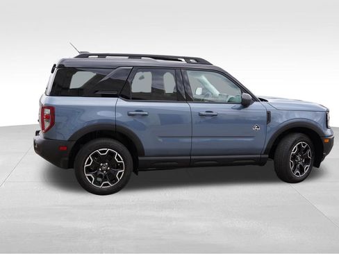 Used 2025 Ford Bronco Sport Outer Banks w/ Outer Banks Tech Package+ AWD/4WD image 4