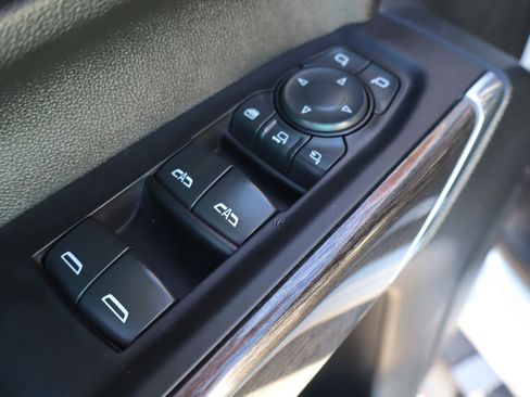 Used 2020 Chevrolet Silverado 2500 LTZ image 14