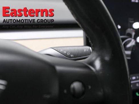 Used 2018 Tesla Model 3 Long Range image 13