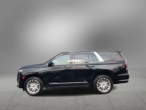 Used 2023 Cadillac Escalade Premium Luxury image 5