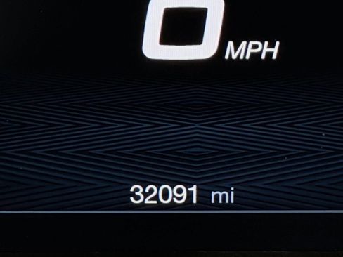 Used 2024 Alfa Romeo Giulia Veloce image 14