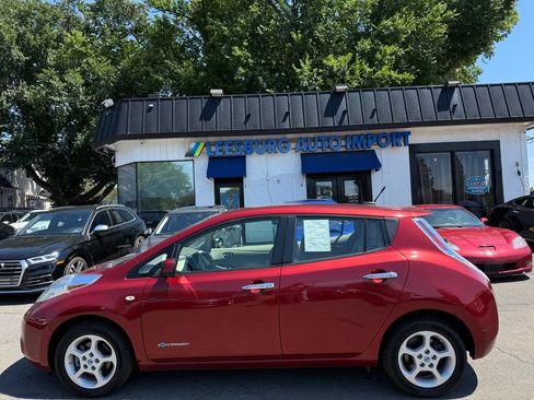 Used 2012 Nissan Leaf SL FWD image 8
