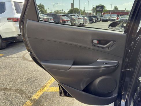 Used 2019 Hyundai Kona SEL FWD image 31