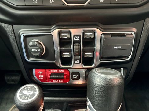 Used 2020 Jeep Wrangler Unlimited Rubicon image 23