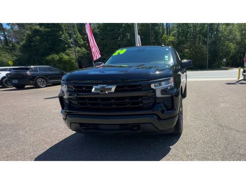 Used 2024 Chevrolet Silverado 1500 LT AWD/4WD image 7
