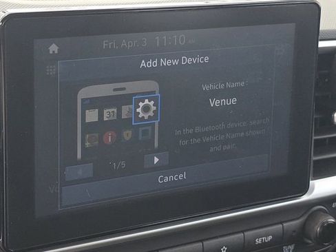 Used 2022 Hyundai Venue SE FWD image 3