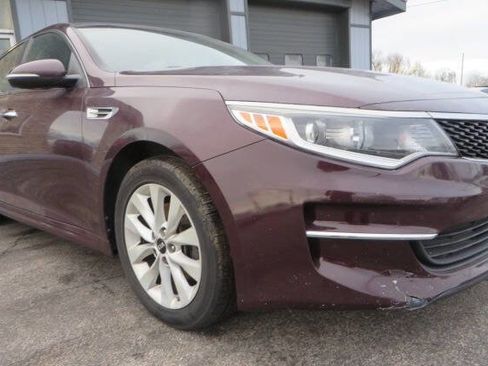 Used 2018 Kia Optima LX w/ 17" Alloy Wheels Package image 18