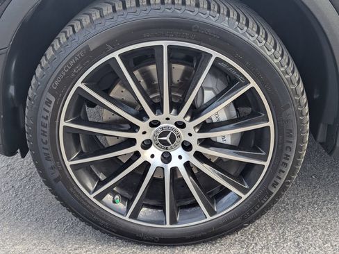 Used 2023 Mercedes-Benz GLC 300 4MATIC Coupe image 13
