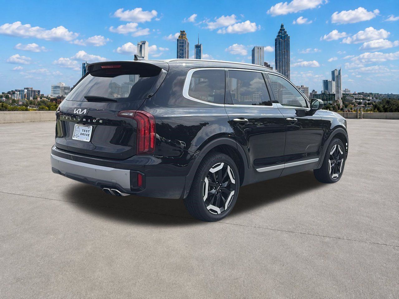 Used 2025 Kia Telluride S FWD image 28