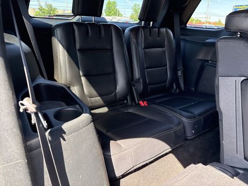 Used 2018 Ford Explorer Limited AWD/4WD image 21