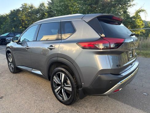 Used 2021 Nissan Rogue Platinum AWD/4WD image 4