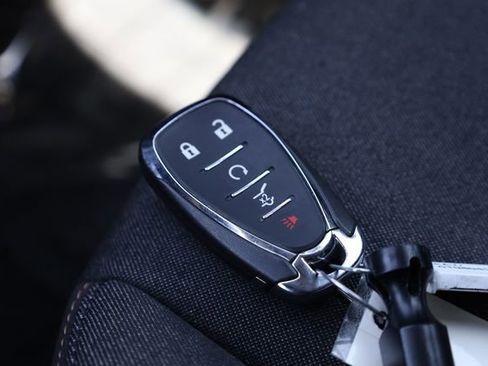 Used 2020 Chevrolet Equinox LT image 31