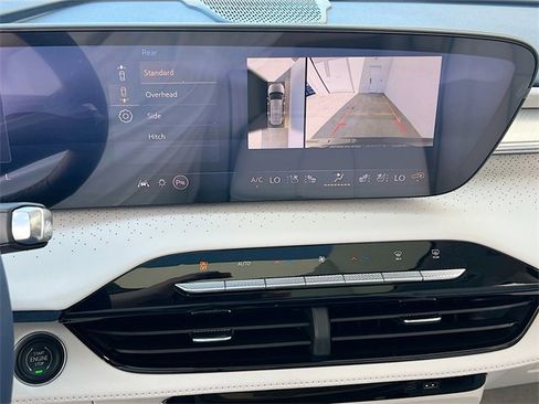 New 2026 Buick Enclave Avenir w/ Super Cruise Package image 9