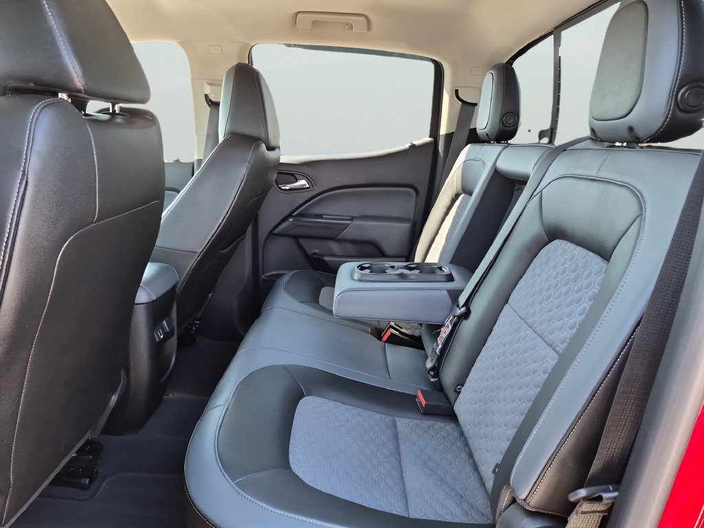 Used 2019 Chevrolet Colorado Z71 RWD image 31