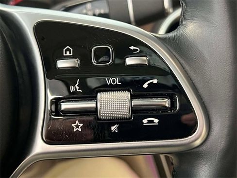 Certified 2022 Mercedes-Benz GLC 300 4MATIC image 23