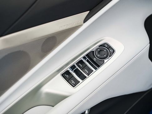 New 2025 Chevrolet Corvette Stingray image 35