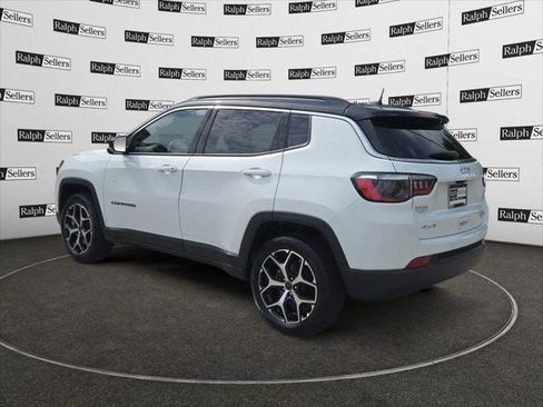Certified 2026 Jeep Compass Limited AWD/4WD image 4