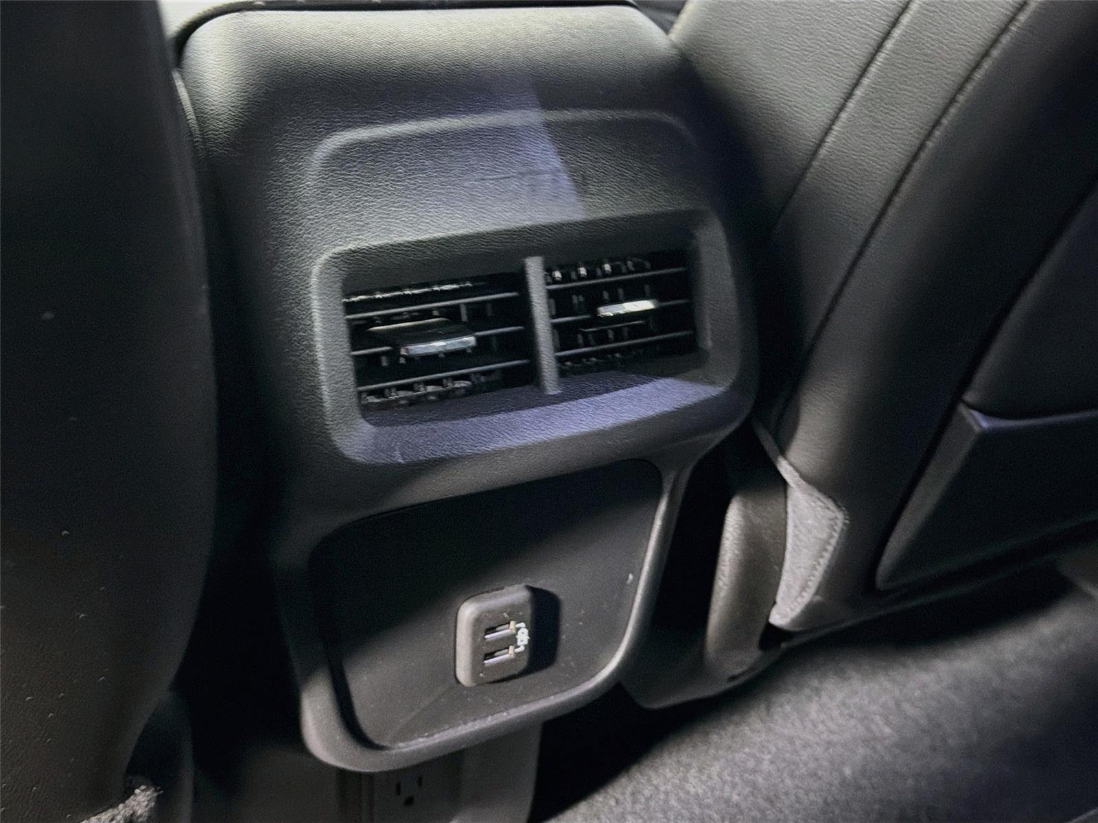 Used 2021 GMC Terrain SLT FWD image 25