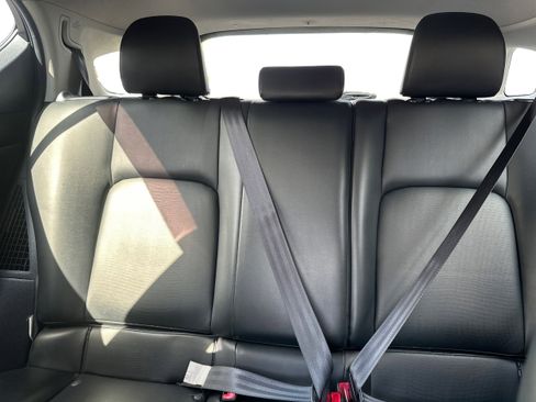 Used 2013 Lexus CT 200h FWD image 13