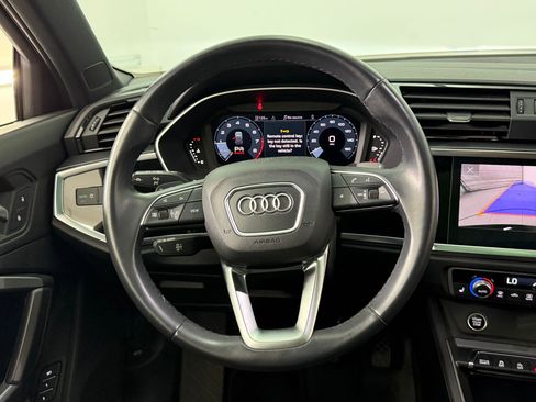 Certified 2023 Audi Q3 2.0T Premium w/ Black Optic Sport Package image 19