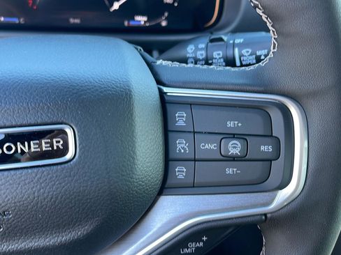 New 2026 Jeep Grand Wagoneer Limited AWD/4WD image 16