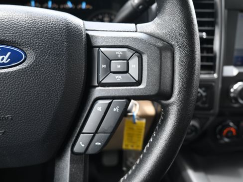 Used 2019 Ford F150 XLT w/ Equipment Group 302A Luxury AWD/4WD image 19