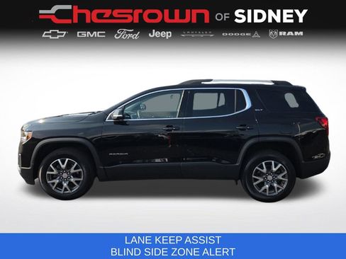 Used 2023 GMC Acadia SLT w/ LPO, Floor Liner Package AWD/4WD image 8