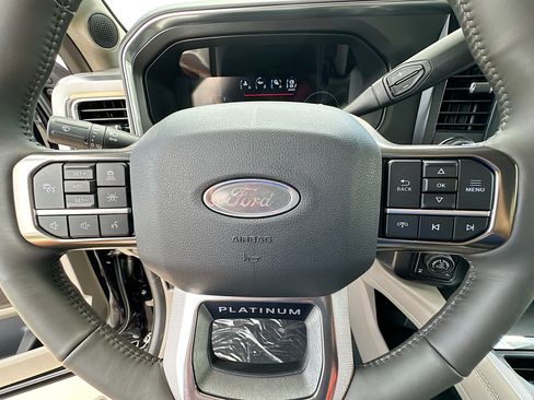 New 2026 Ford F350 Platinum w/ Platinum Plus Package AWD/4WD image 30