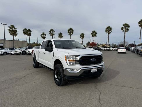 Used 2021 Ford F150 XLT w/ Trailer Tow Package image 3