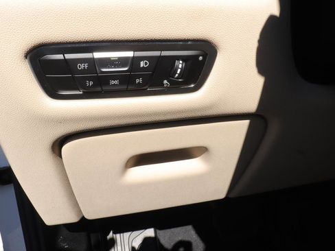 Used 2022 BMW X5 sDrive40i w/ Premium Package image 26