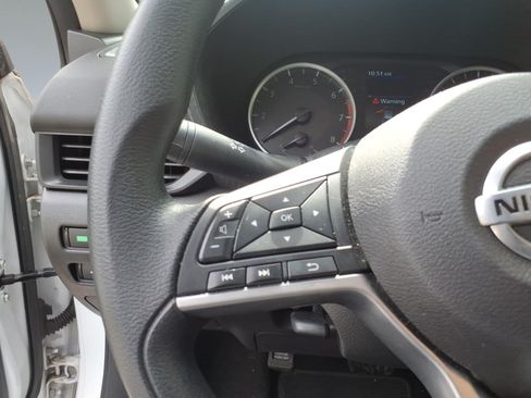 Used 2023 Nissan Sentra S FWD image 12