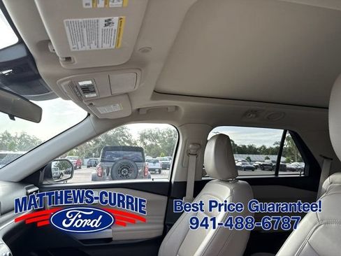 Certified 2022 Ford Explorer XLT w/ Equipment Group 202A RWD image 11