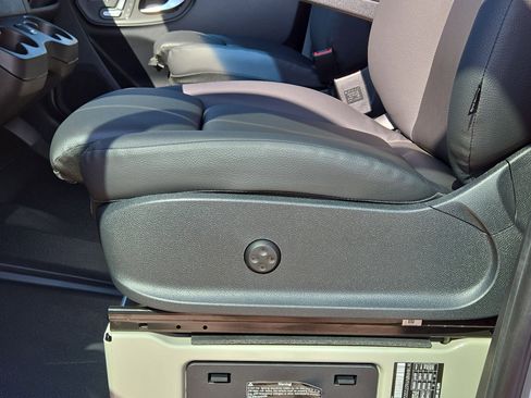 New 2025 Mercedes-Benz Sprinter 2500 image 17