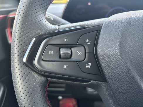 Used 2024 Chevrolet TrailBlazer RS w/ Convenience Package image 19