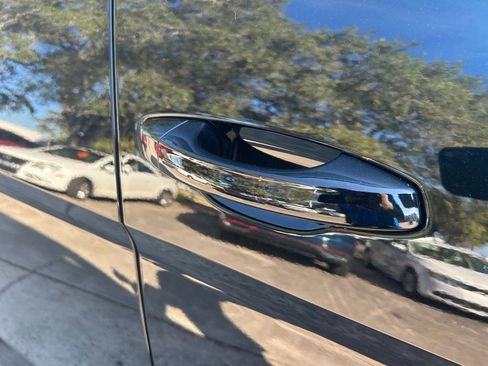 New 2026 Volkswagen Atlas Peak Edition image 23