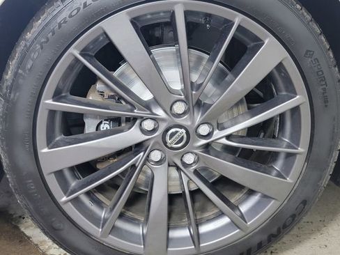 Used 2020 Nissan Maxima Platinum w/ Reserve Package FWD image 10