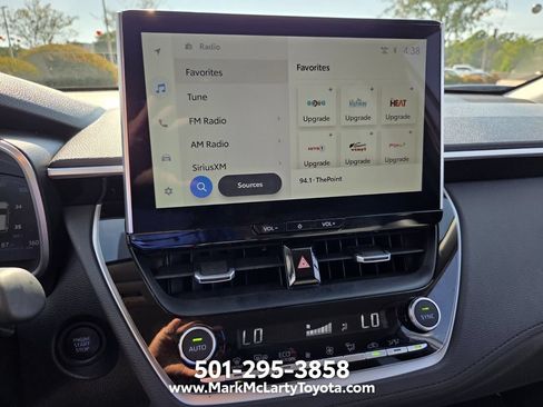 Used 2026 Toyota Corolla Cross XLE FWD image 25