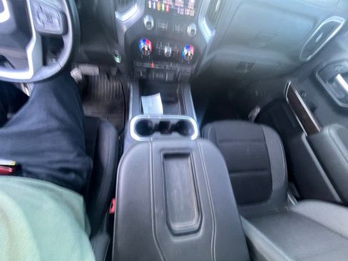 Used 2020 GMC Sierra 1500 Elevation w/ Elevation Value Package image 11