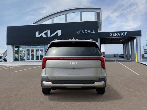 New 2026 Kia Carnival SX image 5