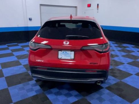 Certified 2024 Honda HR-V Sport image 7
