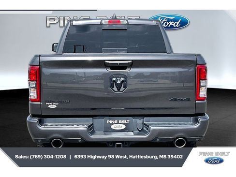 Used 2021 RAM 1500 Big Horn AWD/4WD image 4