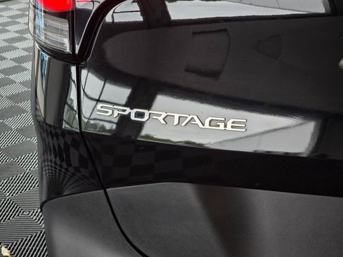 Used 2023 Kia Sportage EX FWD image 13