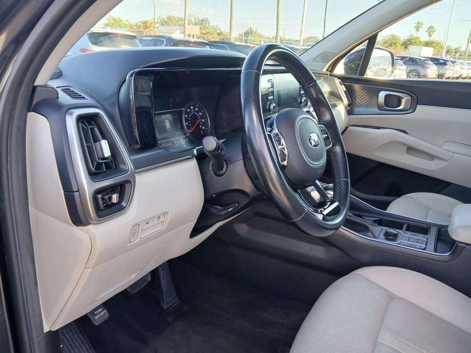 Used 2021 Kia Sorento S w/ Panoramic Sunroof Package FWD image 20